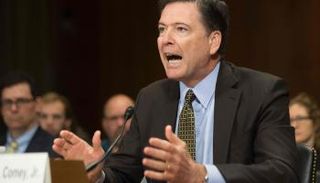 المدير السابق لمكتب التحقيقات الفيدرالي (إف بي آي) جيمس كومي