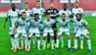 الرجاء يفاوض مدرب الأهلي المصري السابق