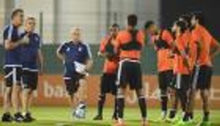 "الأبيض" يتدرب على فترتين بماليزيا استعدادا لتايلاند