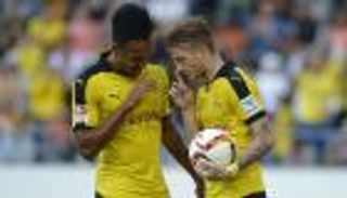 دورتموند يواجه أزمة هجومية إذا لم يضم بديلاً لأوباميانج