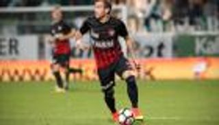 فان دير فارت يثير الجدل مع فريقه الدنماركي