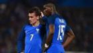 بوجبا يسخر من توقف مفاوضات يونايتد مع جريزمان