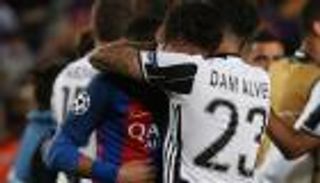 ألفيس: برشلونة ارتكب خطأ عندما تركني أرحل