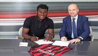 صفقات ميلان