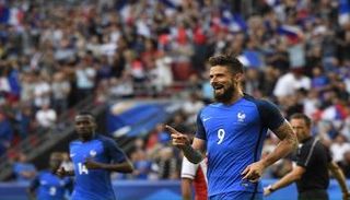 جيرو مهاجم فرنسا