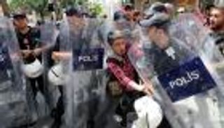 تركيا تعتقل مستشارا كبيرا لرئيس الوزراء