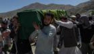 تفجير يضرب جنازة في كابول