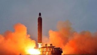 اليابان تتأهب للتعامل مع صواريخ كوريا الشمالية