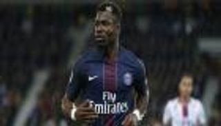 السيتي يضع بديلا لنجم دفاع توتنهام