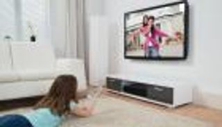 تحذير: لا تضعي التلفزيون في غرف الفتيات