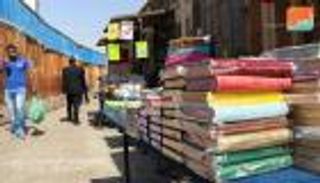 المصاحف الملونة بمصر.. هدايا مخبأة تنتظر زبونها