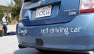 شركة تأمين بريطانية: مواليد 2017 لن يضطروا لتعلم قيادة السيارات