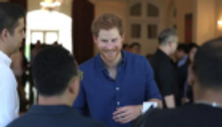 الأمير هاري يشارك المسلمين إفطار رمضان: قلوبنا مع ضحايا لندن