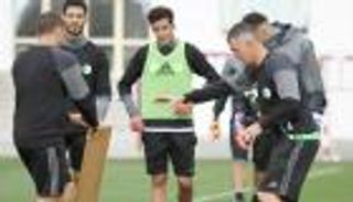 "الضغط العالي" سلاح ألكاراز لإعادة الروح للجزائر