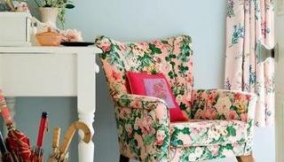 لمسات ديكورية بنقوش الزهور 