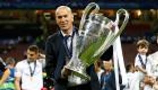 زيدان فنان ضد القبح الكروي في صراع "الخير والشر" 