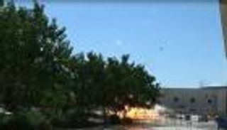 تفجير انتحاري بقبر الخميني.. وهجوم واحتجاز رهائن بالبرلمان الإيراني