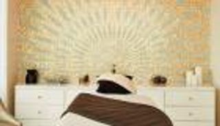 بالصور .. 4 أشهر علاجات في مراكز التجميل لمحاربة حرارة الصيف 