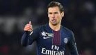 صراع إيطالي على ضم لاعب باريس "المنسي"