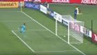 بالفيديو.. خطأ المسيليم يمنح استراليا تقدماً مبكراً