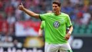 جوميز مستمر مع فولفسبورج