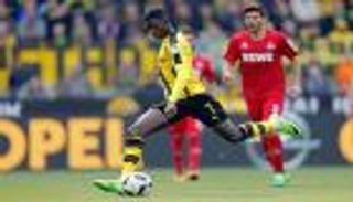 ديمبلي يغازل برشلونة بـ"سحر ميسي"