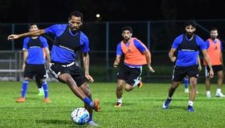 محمد فوزي خلال معسكر الأبيض