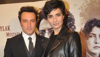 توبا بويوكستون وأنور صايلاك