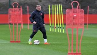 روني يسعى لكسبة ثقة مورينيو بإعداد مبكر