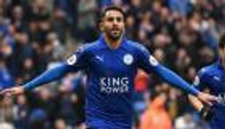 محرز مازال ينتظر تحرك برشلونة لضمه