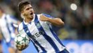 نجم بورتو يخضع للفحص الطبي في ميلان