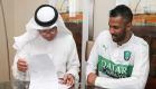 الشباب يطالب بالتحقق من مصدر أموال العويس