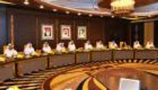 مجلس الوزراء الإماراتي يبدأ بإجراءات لإعداد قانون جديد للتطوع