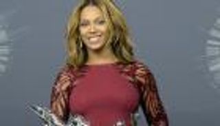 من هم أكثر المشاهير دخلا؟ 