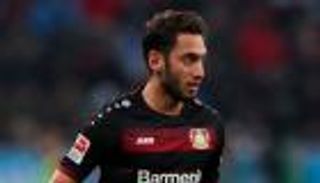 نجم ليفركوزن يفضل الرحيل إلى إنجلترا