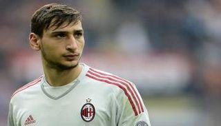 دوناروما حارس ميلان