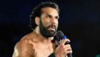 جيندر ماهال يوجه رسالة محبطة إلى راندي أورتن