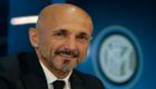 سباليتي يوضح موقفه من ضم لاعبي الدوري الصيني