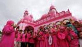 رمضان الفلبين.. عطلة اختيارية وتجمعات عائلية