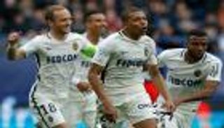 إيمري يدعو مبابي للانتقال إلى نادي المدينة