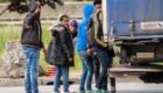 "حاويات جهنم".. شبح جديد يطارد اللاجئين بألمانيا
