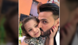 بالفيديو.. رامز جلال يلبي طلب طفلة مصابة بالسرطان