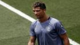ريال مدريد يمتص غضب رونالدو ويتحسب لرحيله