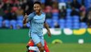 سترلينج: مستقبل السيتي يدعو للتفاؤل