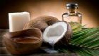 تحذير.. زيت جوز الهند أسوأ من الزبد ودهون اللحم