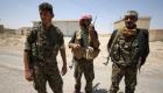 "غضب الفرات" تبطئ عملياتها في معركة الرقة