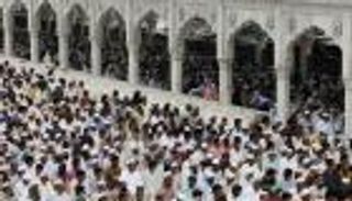 رمضان بباكستان.. ابتهالات واحتفالات