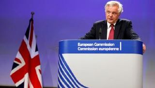 الوزير البريطاني ديفيد ديفيس 