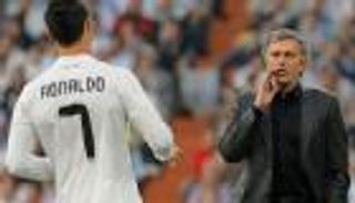 مورينيو يعلق على أزمة رونالدو مع الريال