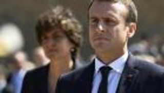 ماكرون يعلن حكومته الجديدة وسيدة تتولى الدفاع